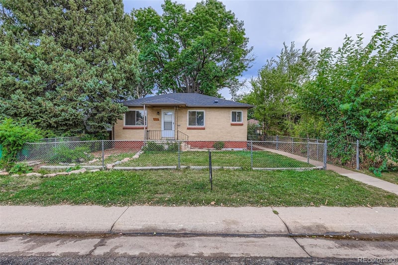 3348 Emerson St, Englewood, CO 80113