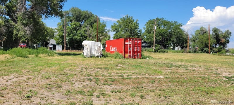 406 E 2nd St, Julesburg, CO 80737