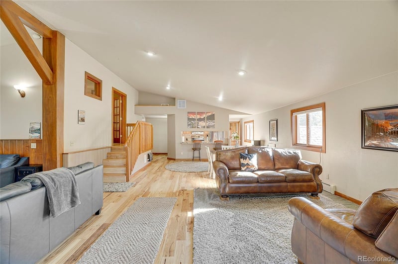 468 Riverside Dr, Lyons, CO 80540