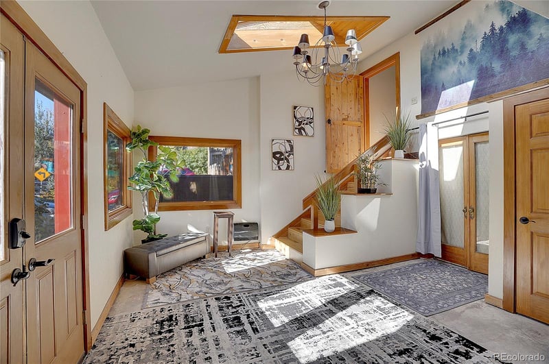 468 Riverside Dr, Lyons, CO 80540