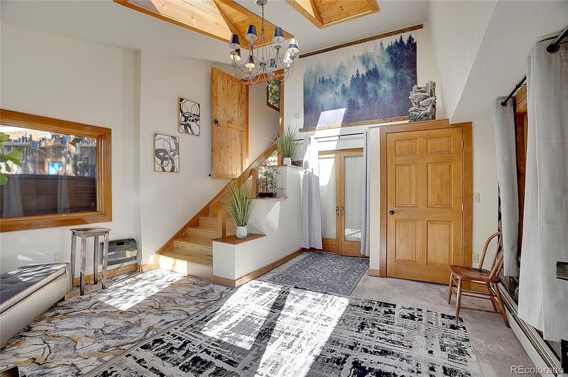 468 Riverside Dr, Lyons, CO 80540