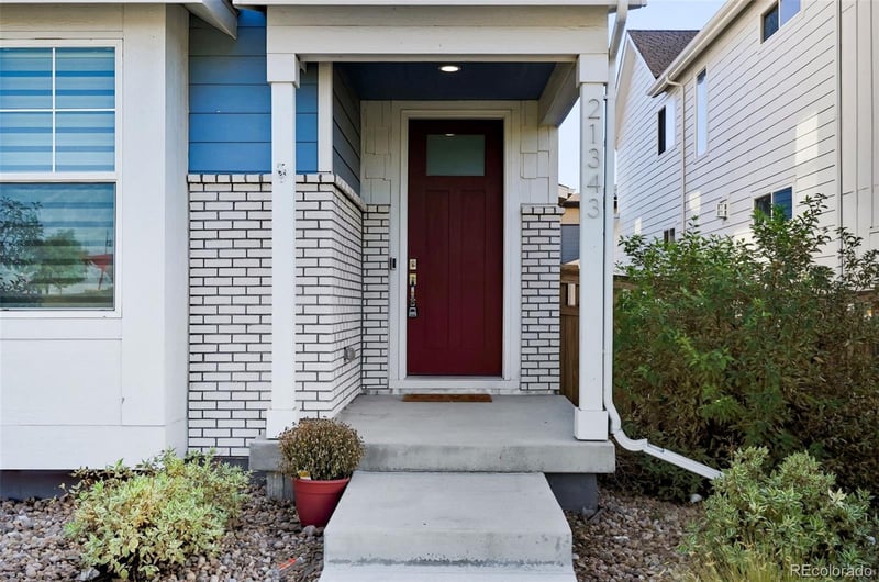 21343 59th Pl, Aurora, CO 80019