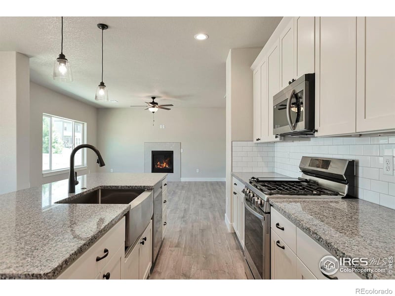 9046 Harlequin Cir, Frederick, CO 80504