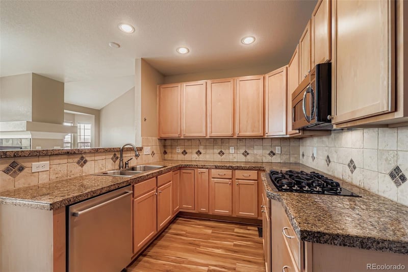 728 Crooked Y Point, Castle Rock, CO 80108