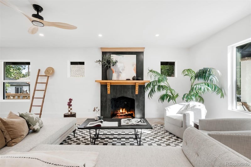 2917 Clermont St, Denver, CO 80207