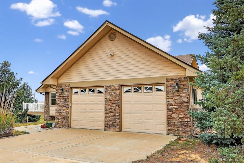 73 S Algonquian Ct, Aurora, CO 80018