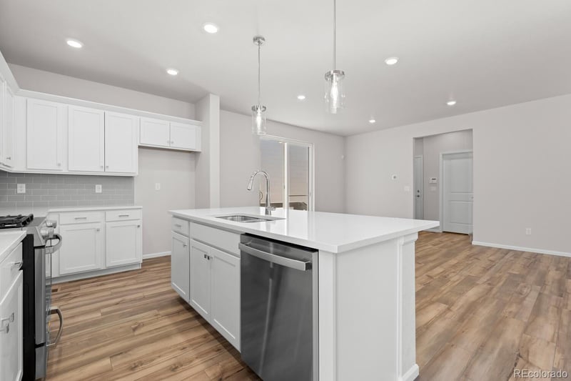 7392 Watercress Dr, Littleton, CO 80125