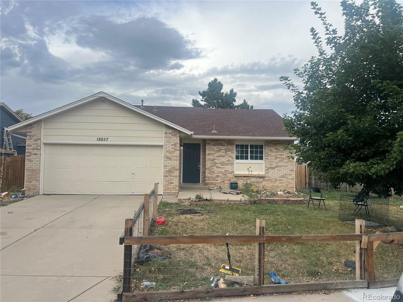 18857 Montana Dr, Aurora, CO 80017