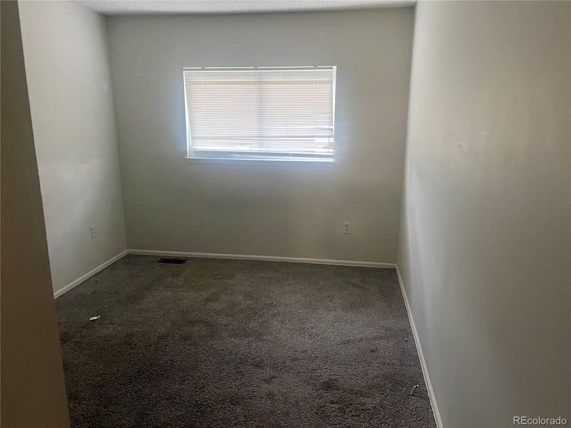 18857 Montana Dr, Aurora, CO 80017