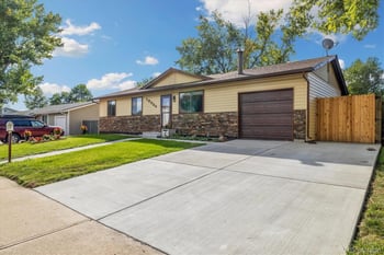 19064 61st Pl, Golden, CO 80403