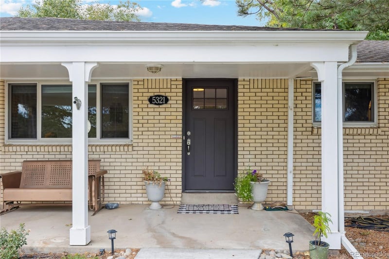 5321 S Nelson St, Littleton, CO 80127