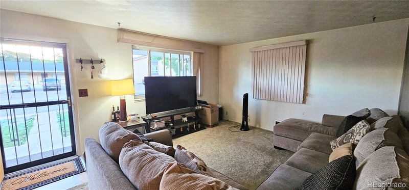 6721 Leyden St, Commerce City, CO 80022