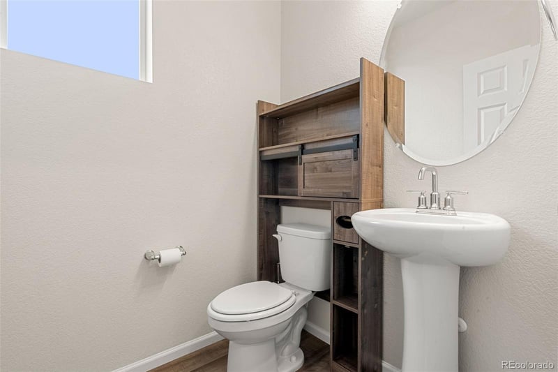 9196 Rifle St, Commerce City, CO 80022