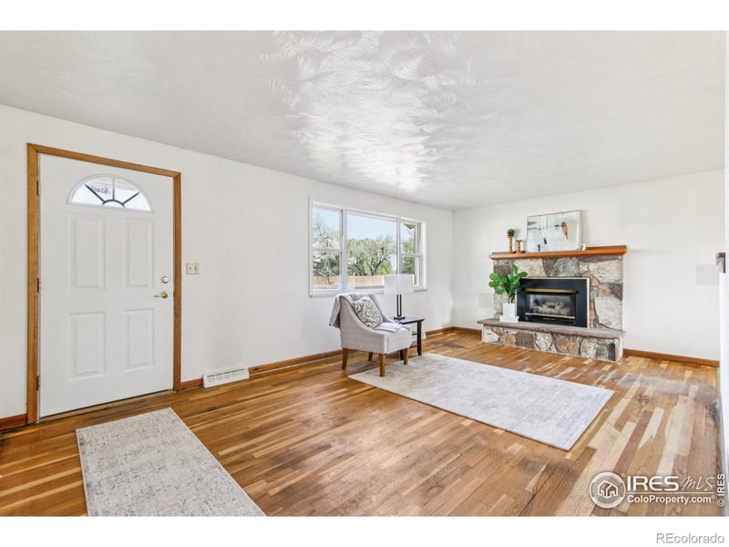 8896 Niwot Rd, Niwot, CO 80503