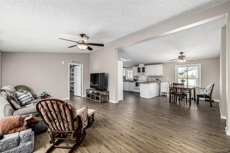 130 Dahlia St, Hudson, CO 80642