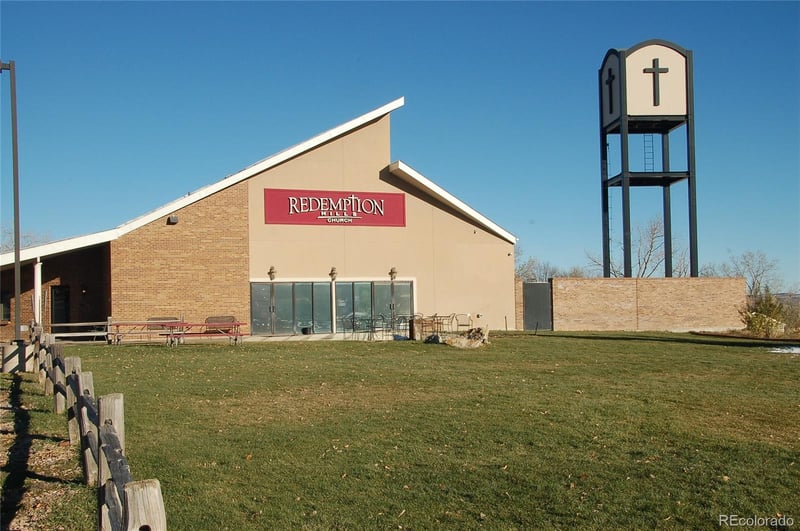 7462 Everett St, Littleton, CO 80128