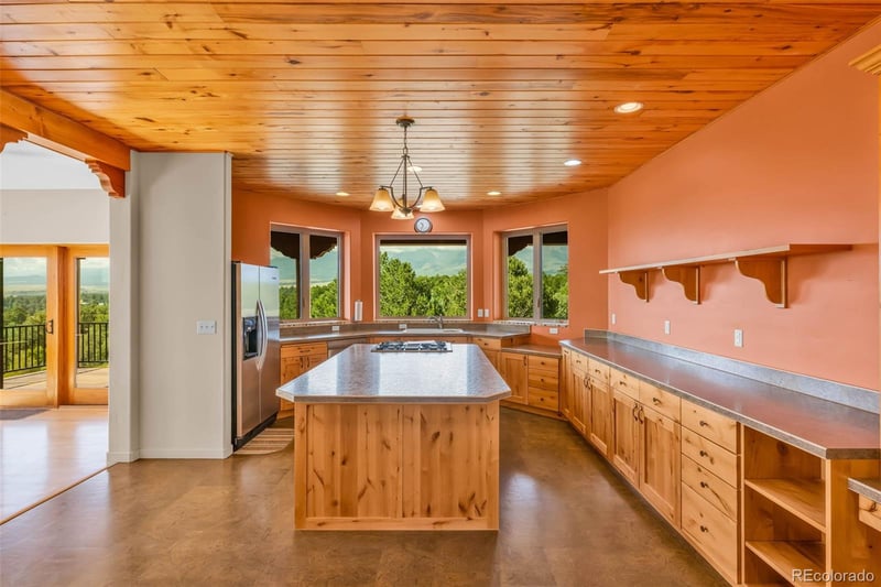 692 Sunrise Rg, Cotopaxi, CO 81223
