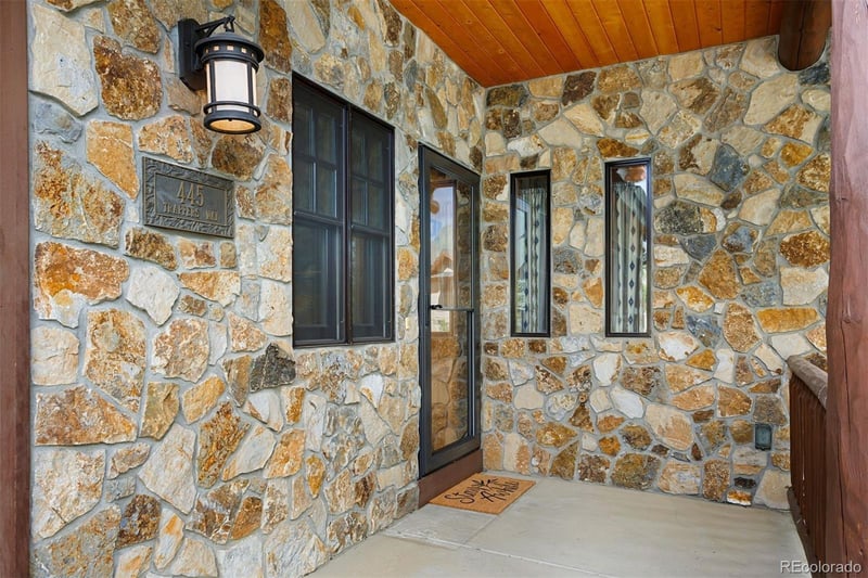 445 Trappers Way, Fraser, CO 80442