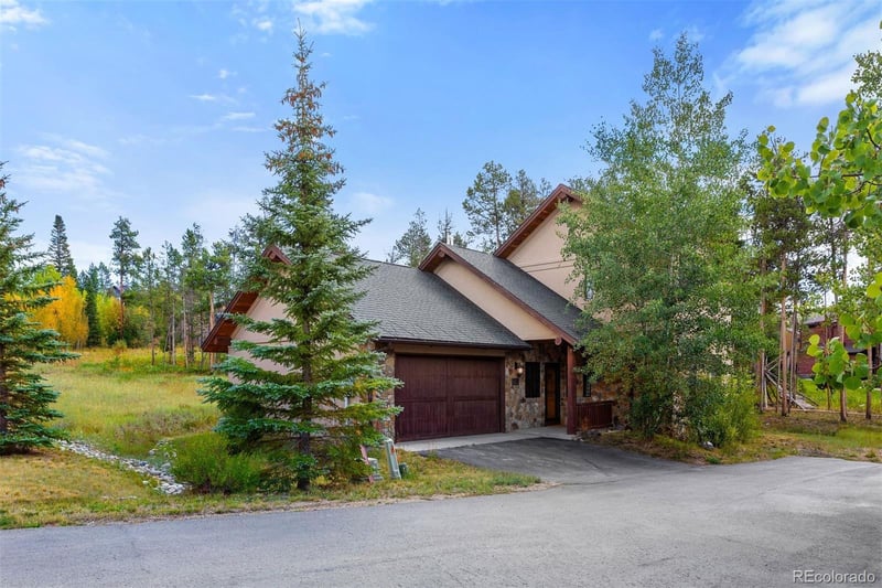 445 Trappers Way, Fraser, CO 80442