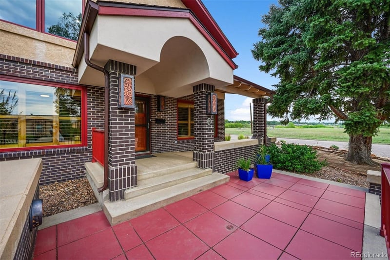 6 Lee Ln, Pueblo, CO 81004