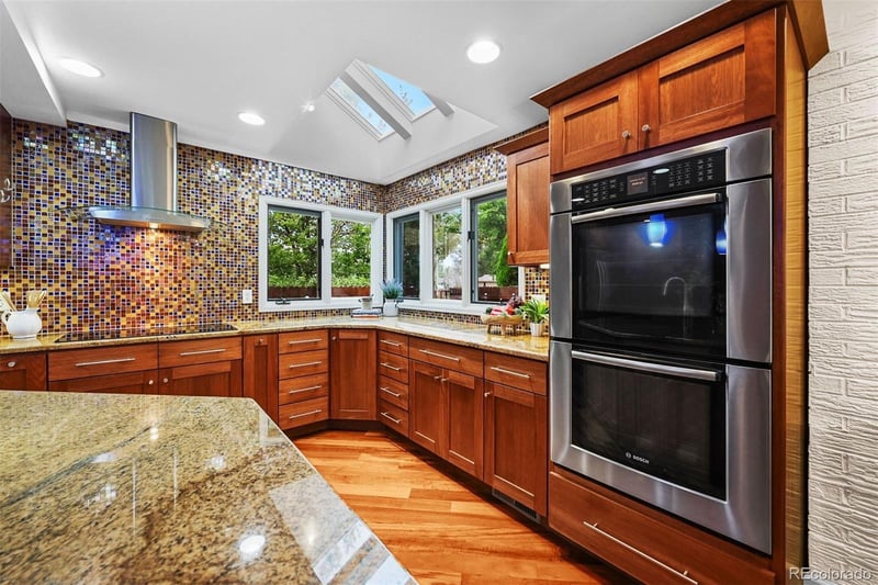 6 Lee Ln, Pueblo, CO 81004