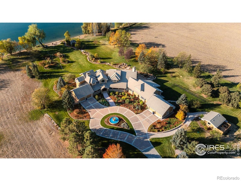 9402 Crystal Ln, Longmont, CO 80503