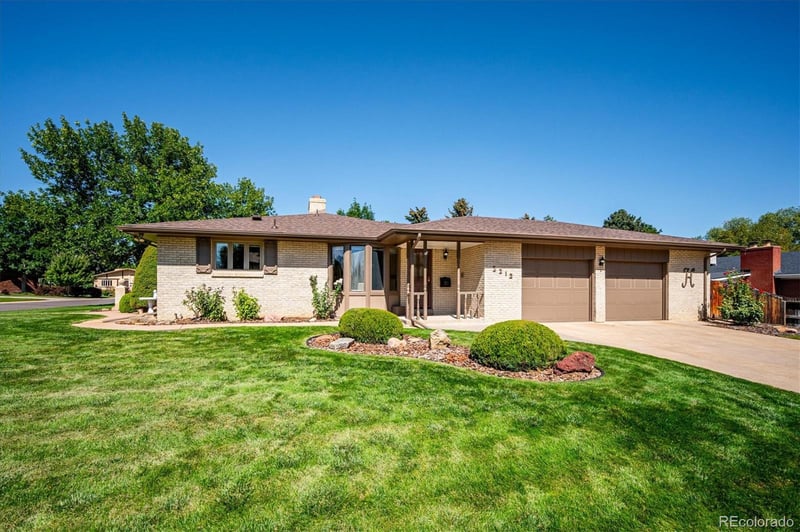 2212 Ammons St, Lakewood, CO 80214