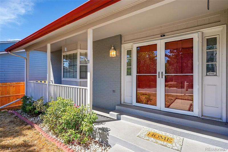 5255 Waco St, Centennial, CO 80015