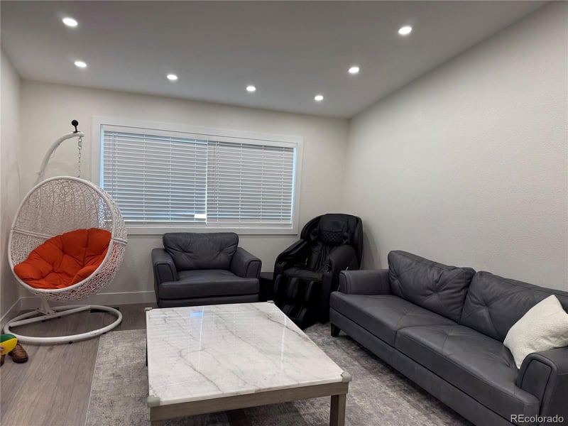 9650 Fox Den Dr, Littleton, CO 80125