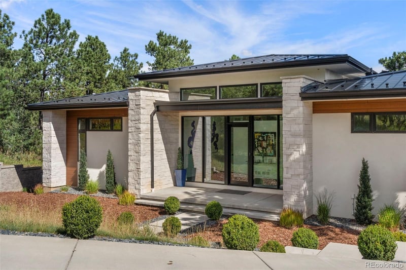 17 Midland Rd, Colorado Springs, CO 80906