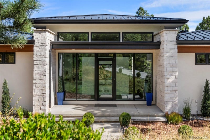 17 Midland Rd, Colorado Springs, CO 80906