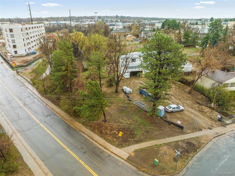 390 Lehow Ave, Littleton, CO 80120