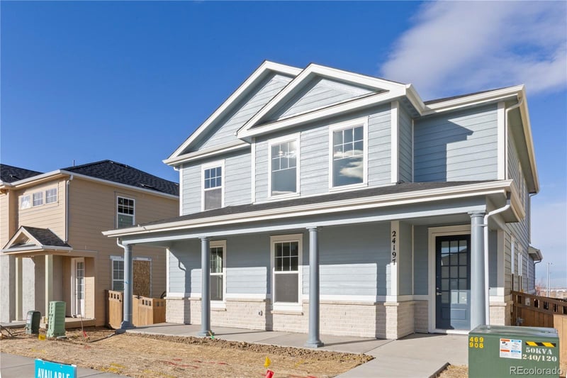 24197 53rd Dr, Aurora, CO 80019