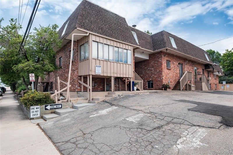 1525 S Holly St #206, Denver, CO 80222