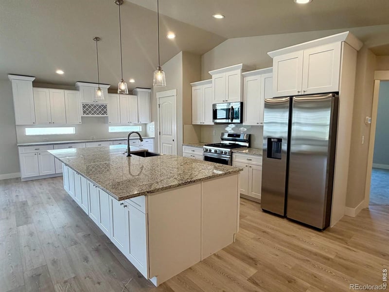 9048 Harlequin Cir, Frederick, CO 80504
