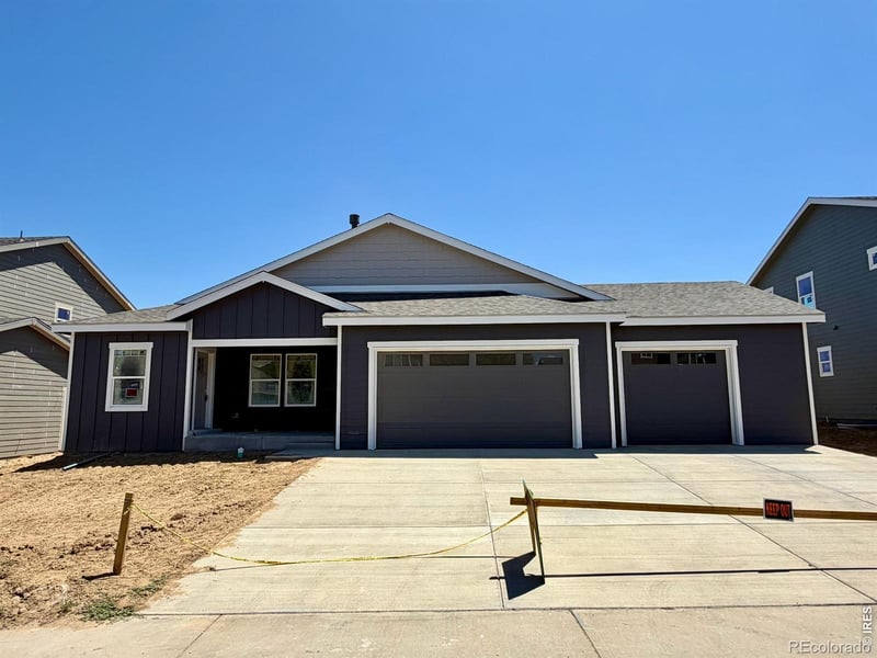 9048 Harlequin Cir, Frederick, CO 80504