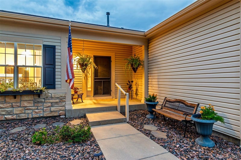 21132 Hawthorne Ln, Parker, CO 80138