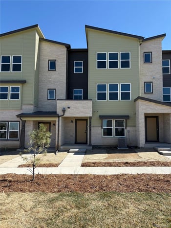 5423 Eaton Park Way, Aurora, CO 80019