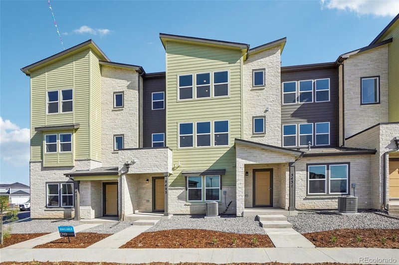 5423 Eaton Park Way, Aurora, CO 80019