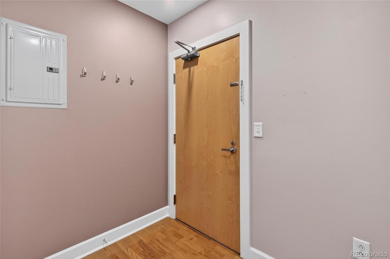 1631 Emerson St #323, Denver, CO 80218