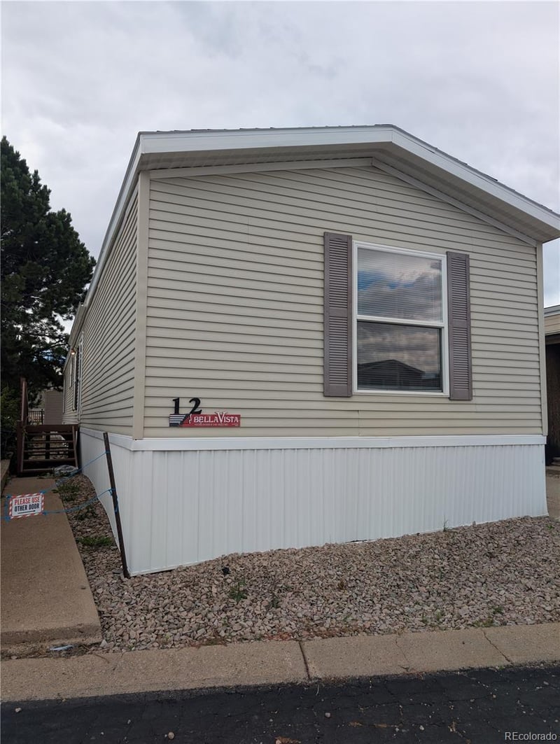 12 Darren St, Castle Rock, CO 80109