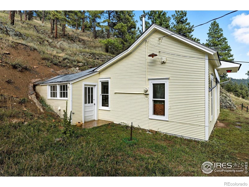 6112 Fourmile Canyon Dr, Boulder, CO 80302
