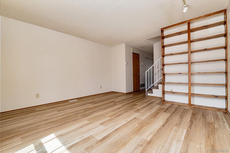 9188 W Ontario Dr, Littleton, CO 80128