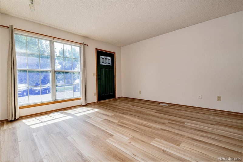 9188 W Ontario Dr, Littleton, CO 80128
