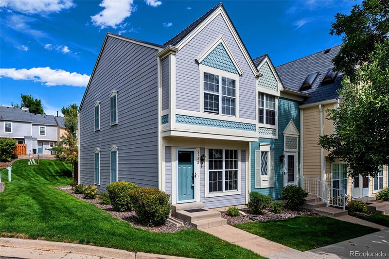 9188 W Ontario Dr, Littleton, CO 80128