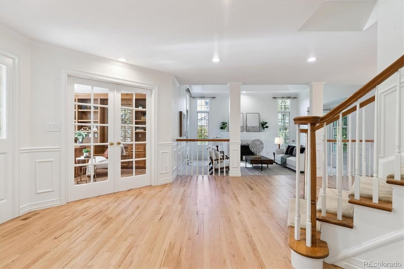 7013 S Locust Cir, Centennial, CO 80112