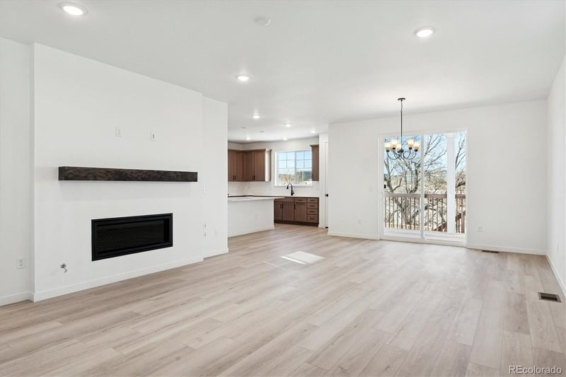 9148 Hayden Peak St, Englewood, CO 80112