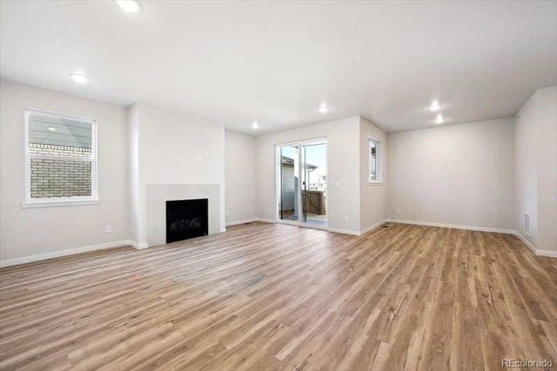 4719 Valdai Ct, Aurora, CO 80019