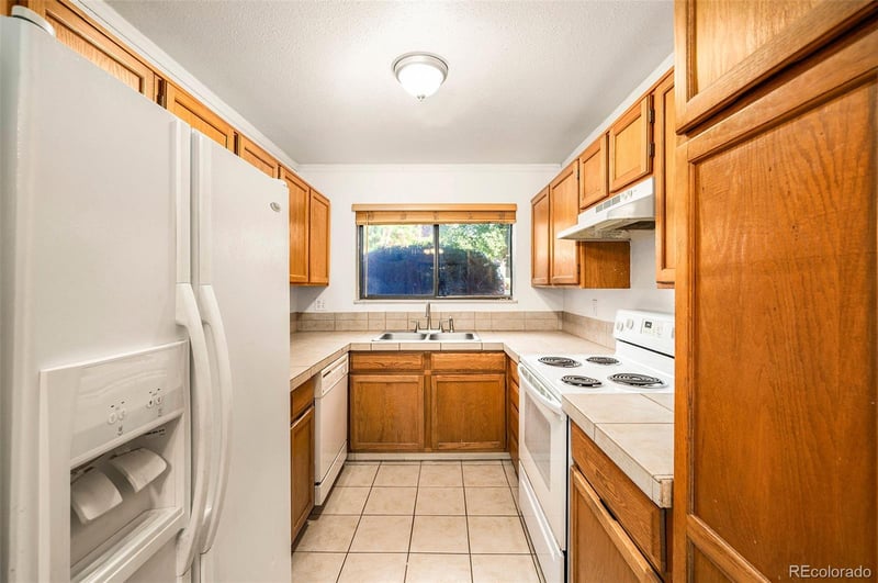 443 Wright St #108, Lakewood, CO 80228