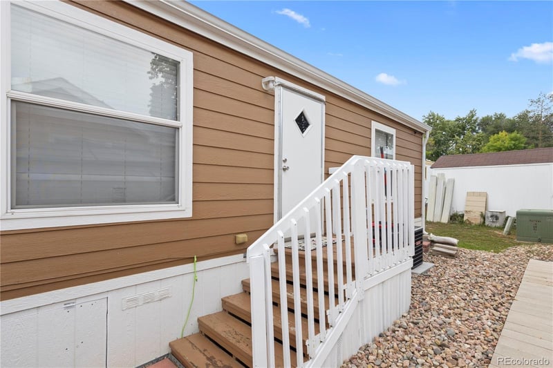 709 Cardinal Dr, Lafayette, CO 80026